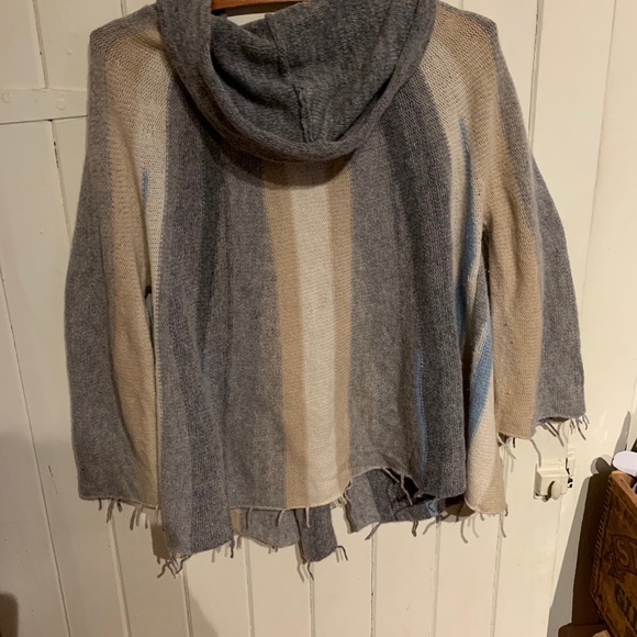 Free People hooded poncho style cardigan, size S - Picture 3 of 4